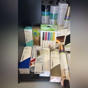 Cricut Crafting Essentials Set